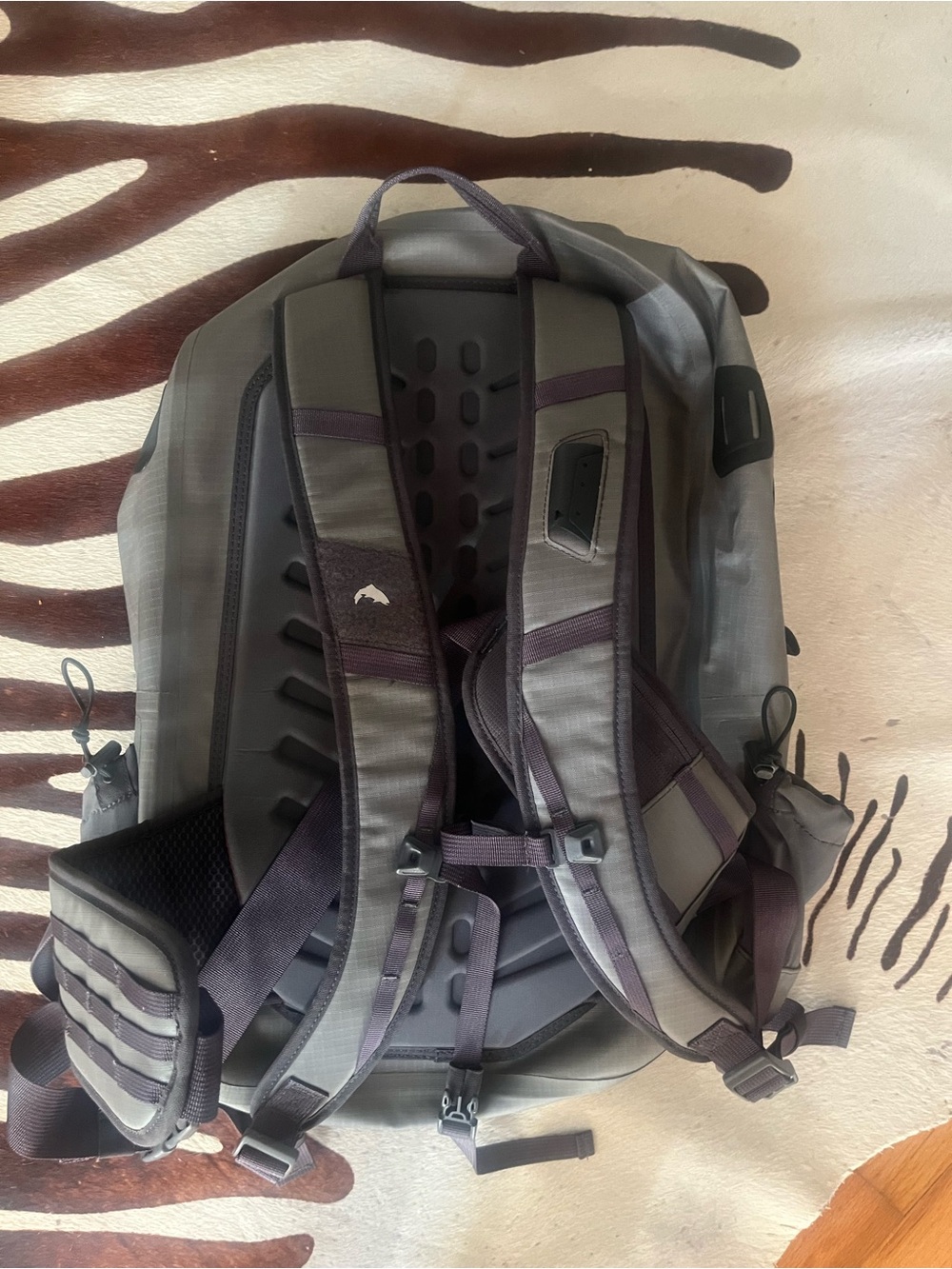 SIMMS Dry Creek Z Backpack NWT Light Gray - Picture 7 of 10